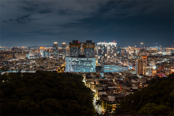 特朗普炮轰强美元，耶伦“甩锅”：市场决定汇率