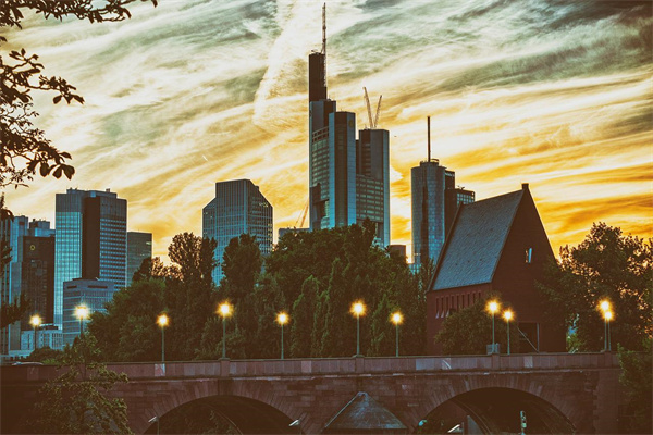 美联储9月降息50个基点的概率为48.5%